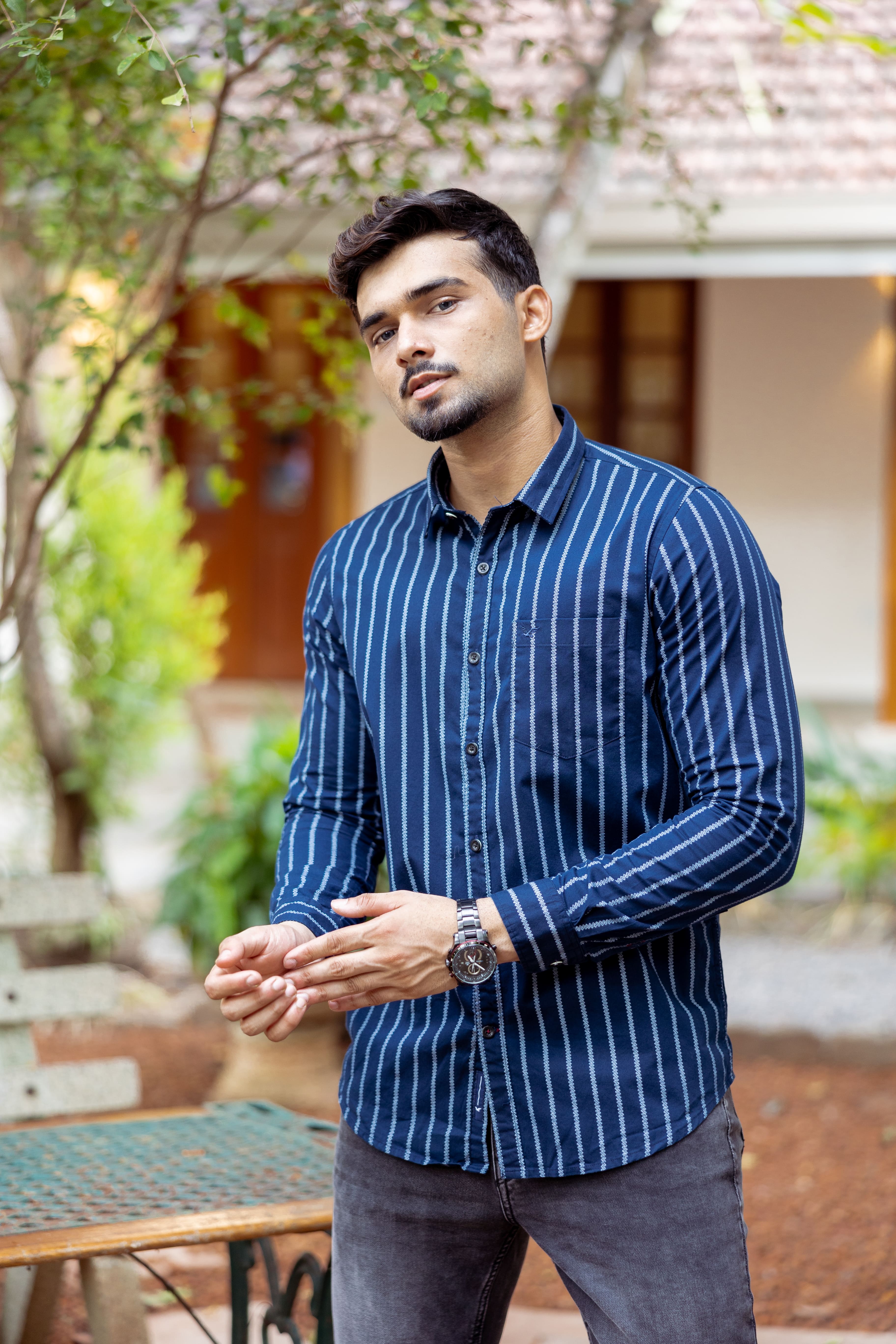 Vertical Stripe Knitted Stretch Shirt