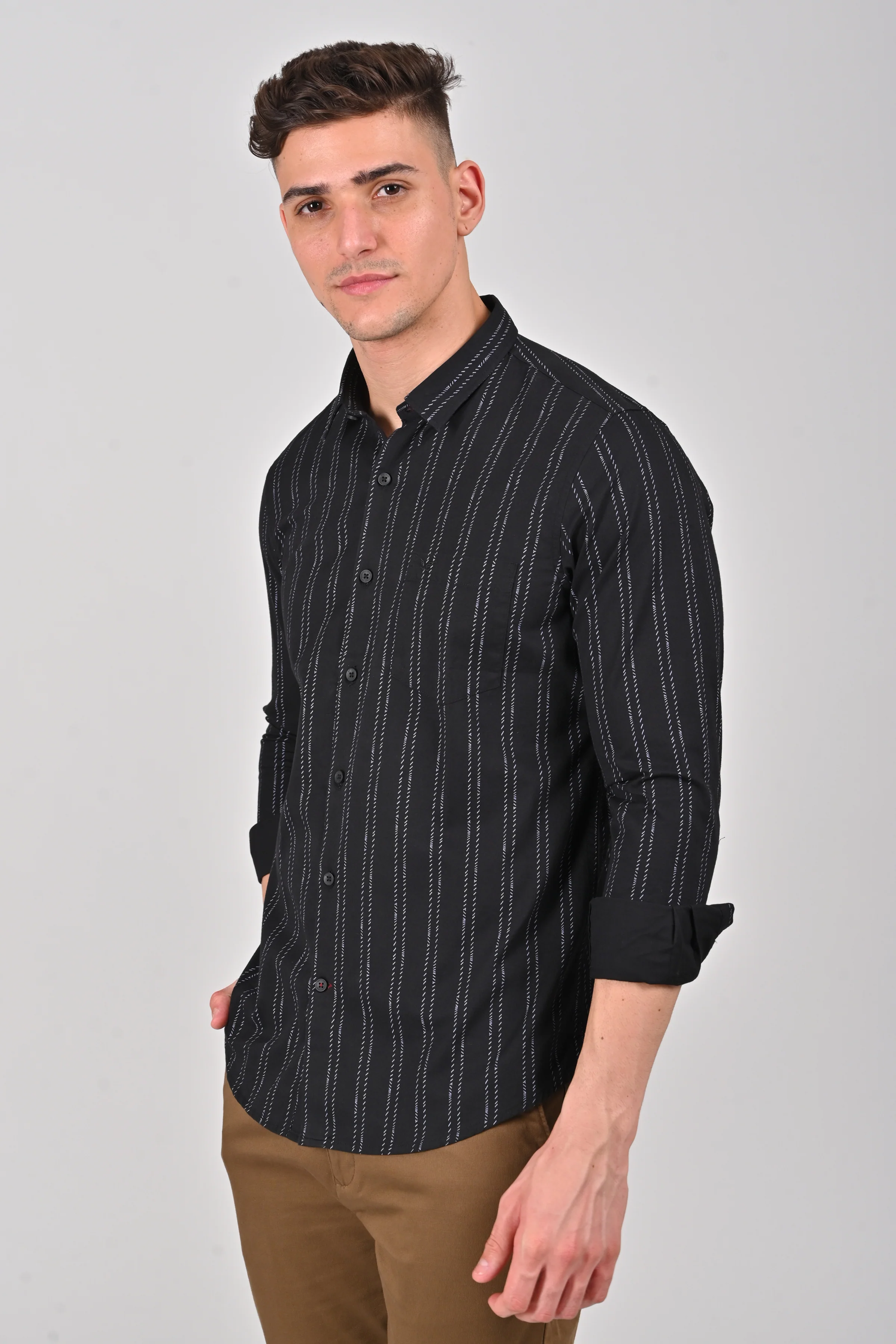 Vertical Stripe Knitted Stretch Shirt