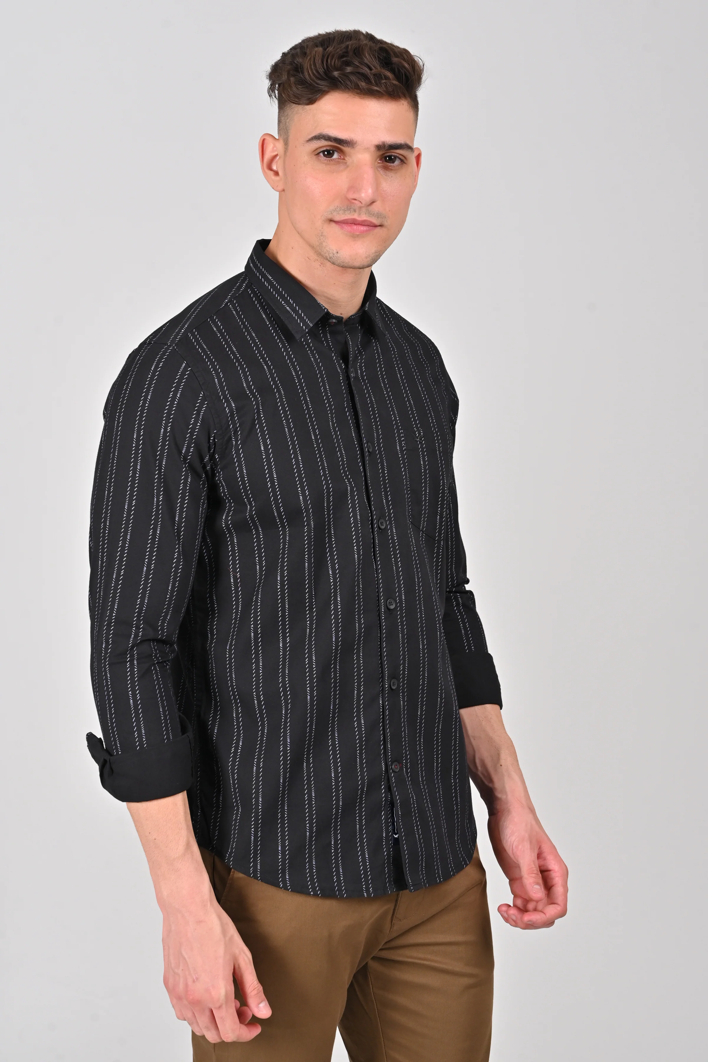 Vertical Stripe Knitted Stretch Shirt