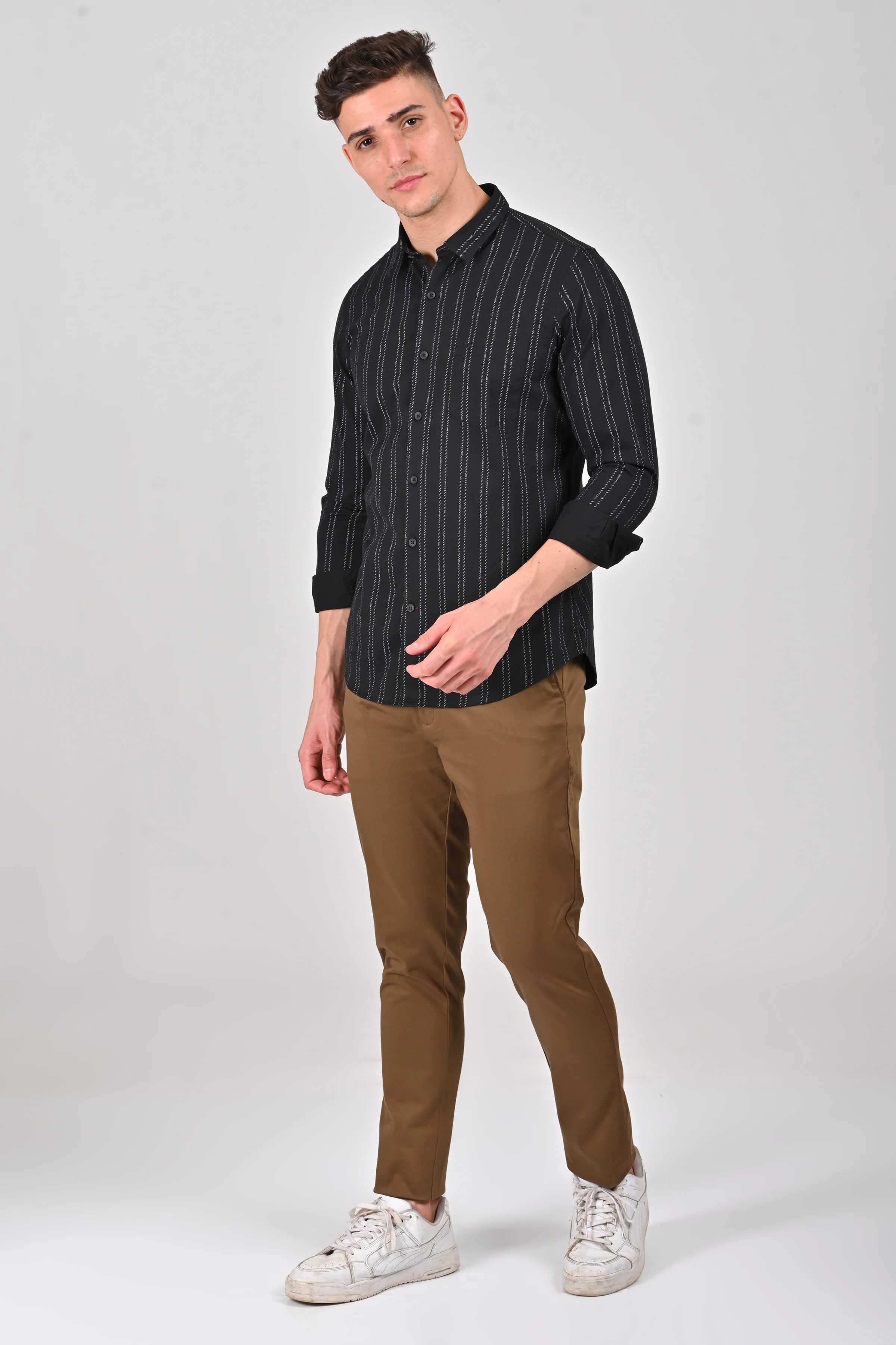 Vertical Stripe Knitted Stretch Shirt